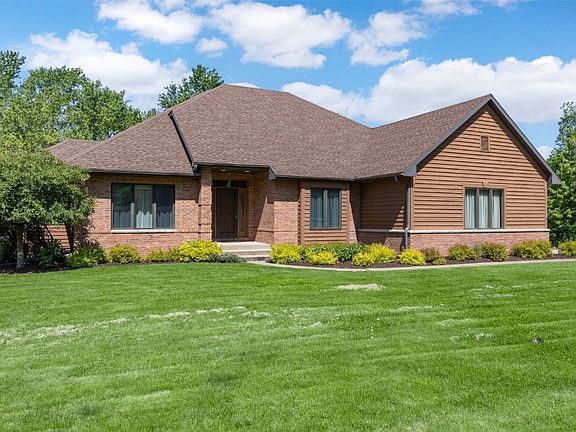 2nd image of 1354 Fox Meadow Ct NE