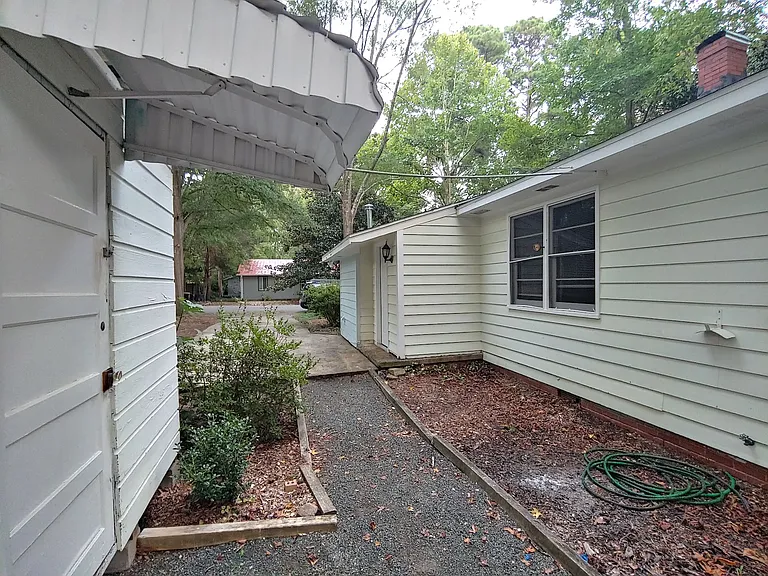 100 Westview Dr — Photo 13