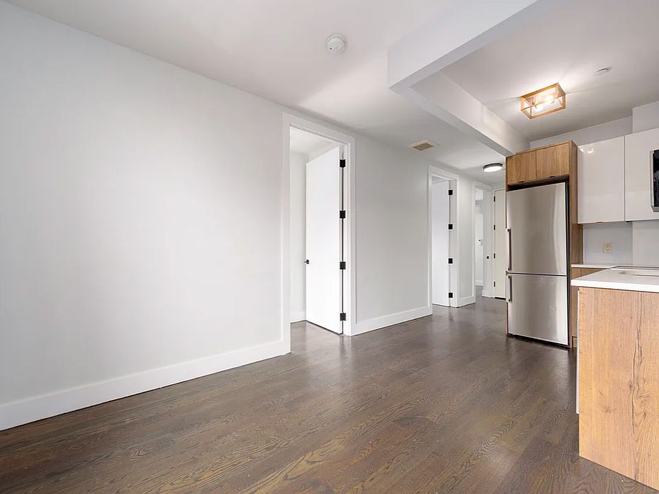1st image of 781 Lexington Ave #4C