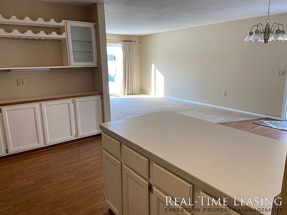 5th image of 14025 44th Pl N APT 5