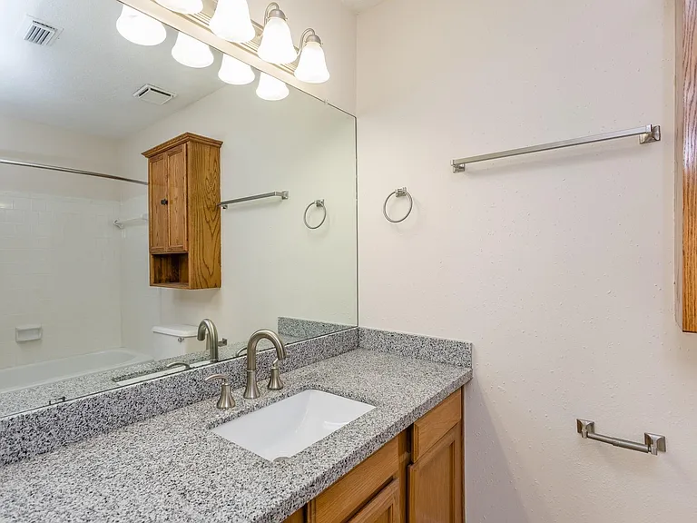 9206 Towerstone Dr — Photo 5