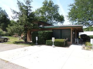 1200 W River Rd, Niles, MI 49120