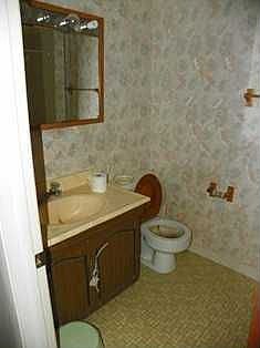 4th image of 22637 Pleasant Dr APT 3