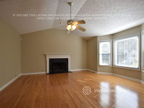 2nd image of 380 Ashland Manor Dr