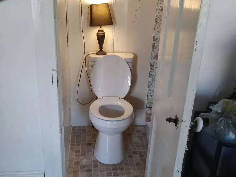 431 W Edwin St — Photo 7