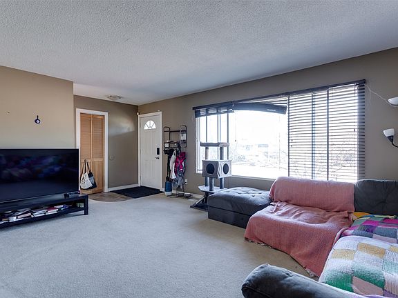 5th image of 1335 Aldon Rd