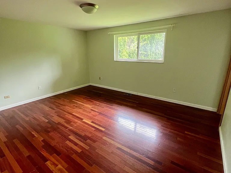 10927 SE 186th St — Photo 5