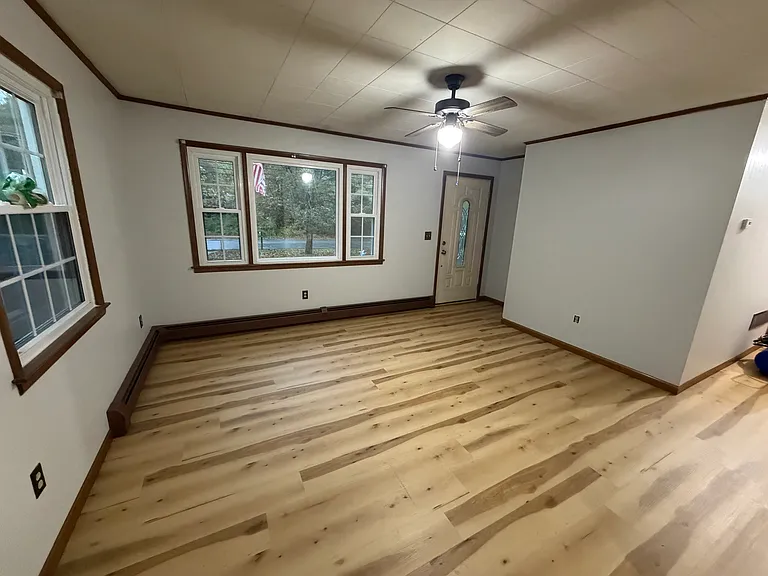 1444 Douglas Tpke — Photo 2