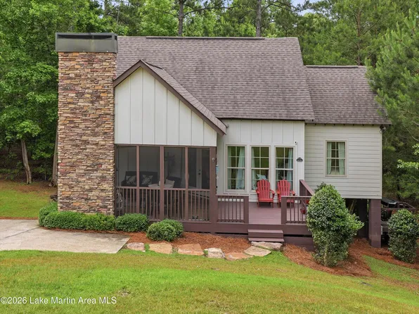 215 Camp Cir, Dadeville, AL 36853