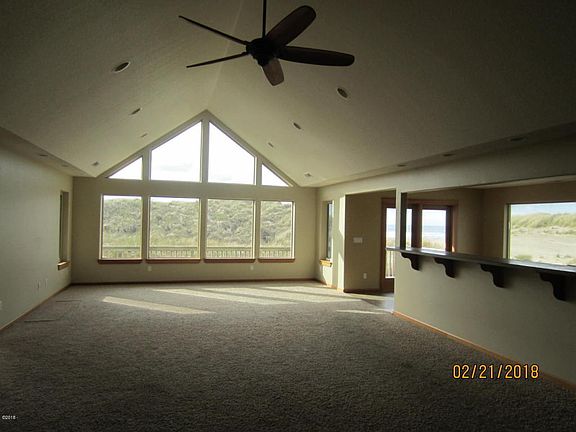 2nd image of 718 NW Oceania Dr