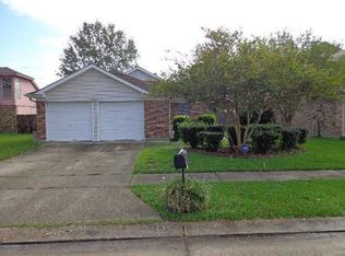 4005 Red Cypress Dr, Harvey, LA 70058