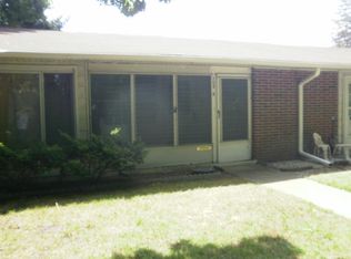 708B Plymouth Dr, Lakewood, NJ 08701