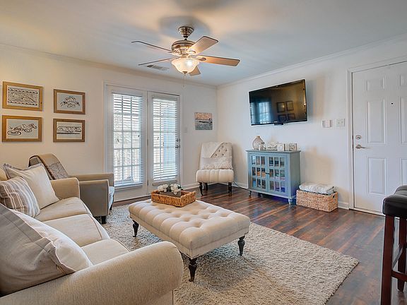 4th image of 2421 Beachview Dr APT H2