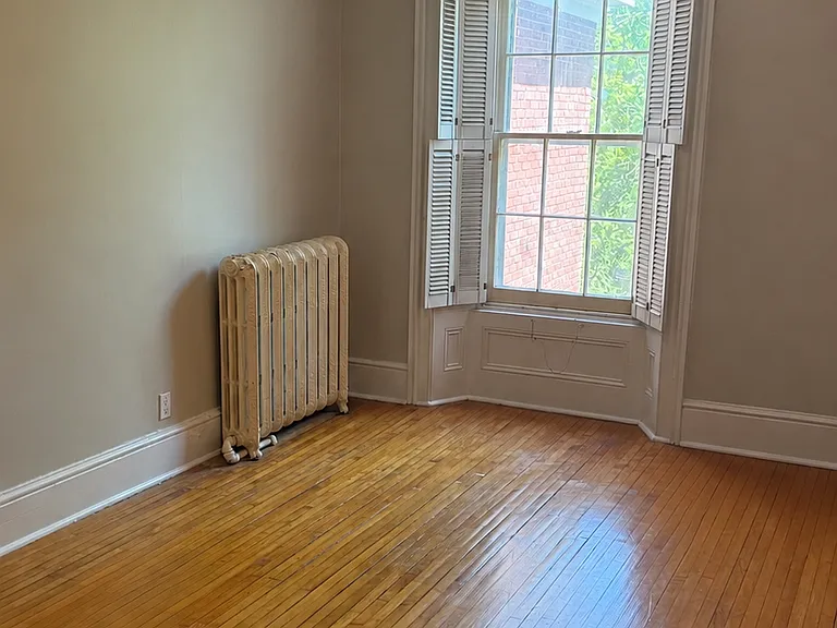 167 King St E #3 — Photo 6