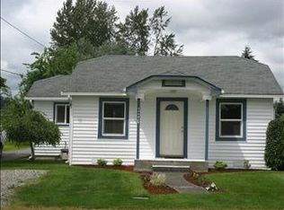 136 4th Ave SW, Pacific, WA 98047