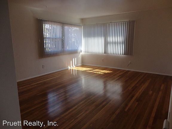 2nd image of 2030 Cable St
