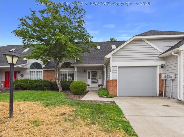 302 Flintlock Rd, Charleston, WV 25314