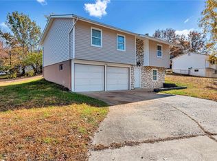 1306 Westchester Dr, Herculaneum, MO 63048