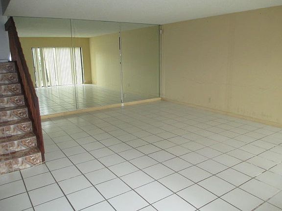 2nd image of 1759 N Congress Ave #B