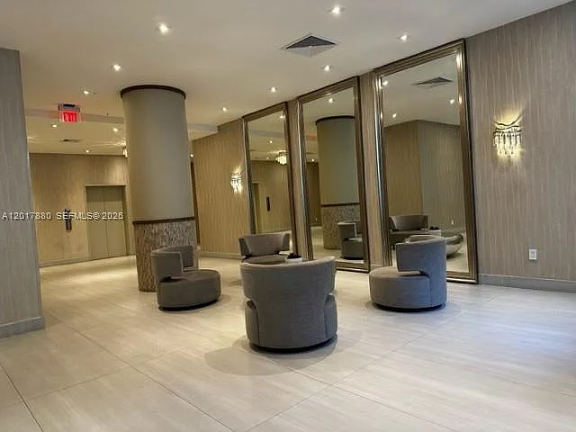 5401 Collins Ave #128 — Photo 12
