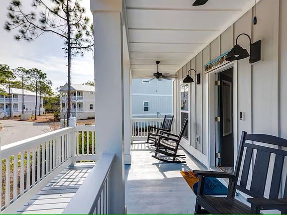 3rd image of 111 Winding Trail Way