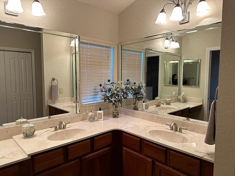 2071 Westchester Way — Photo 27