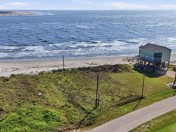 5th image of 13238 Gulf Beach Dr