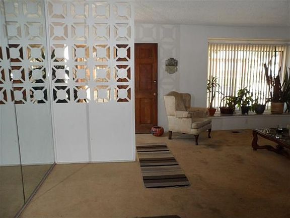 3rd image of 1018 W 131st St