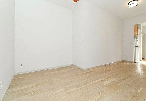 2nd image of 406 W 48th St APT 2FE