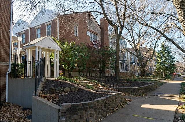 1st image of 4370-4376 Maryland Ave #1