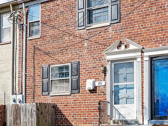 2nd image of 40 Ancell St