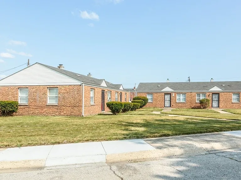 2301 Waverly Dr — Photo 10