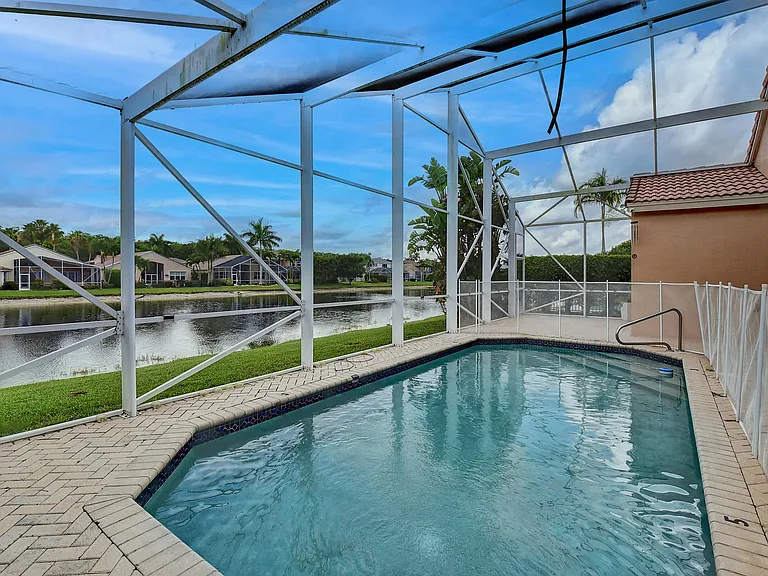11182 Sea Grass Cir — Photo 21