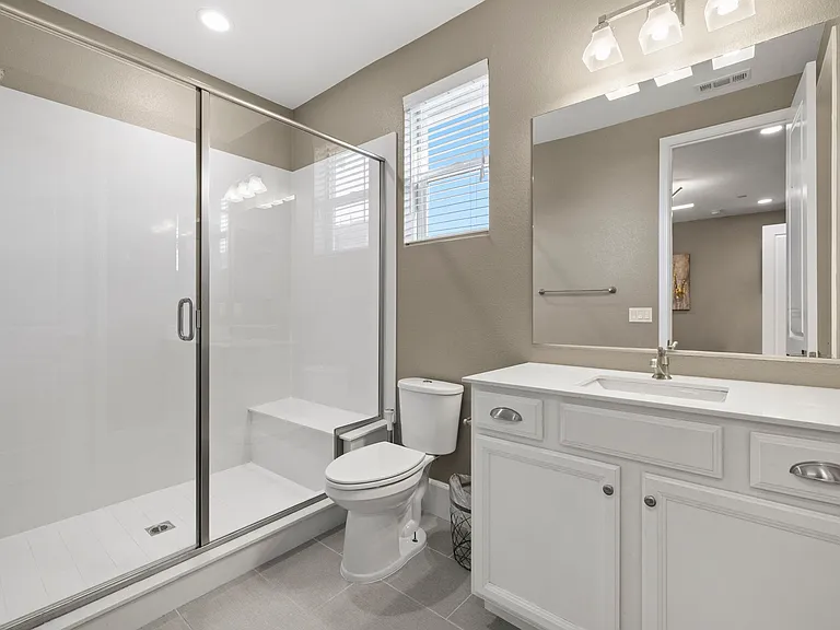 83 Adair Ct — Photo 40