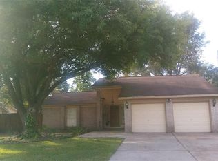 9907 Rodgers Rd, Houston, TX 77070