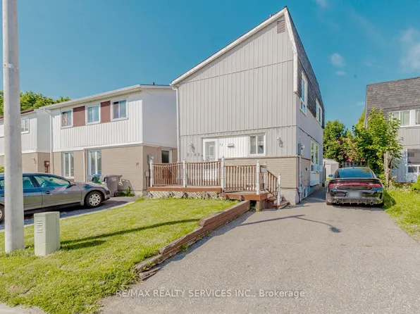 13 Greenbush Ct, Brampton, ON L6S 2K2