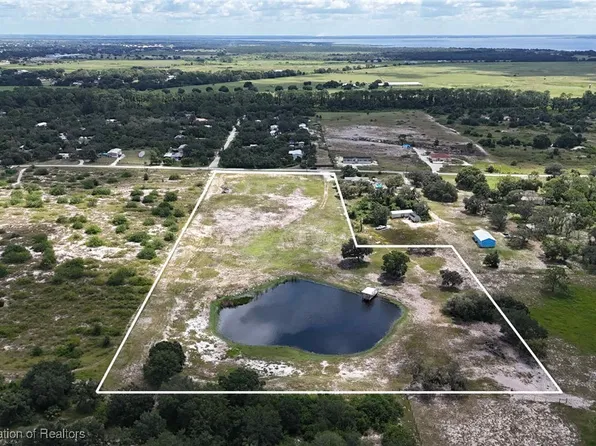 880 Farm Rd, Sebring, FL 33876