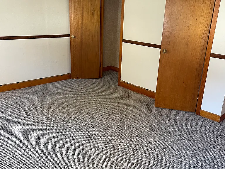 324 Knarr St #B — Photo 8