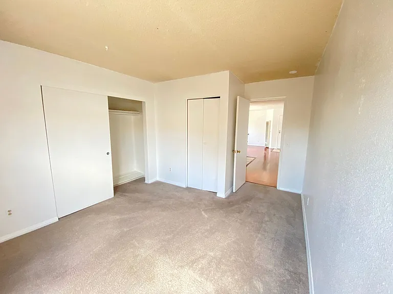 4575 Oregon St #1 — Photo 6