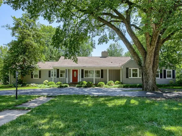 9501 Lee Blvd, Leawood, KS 66206