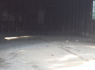 9203 E Outer Dr, Detroit, MI 48213