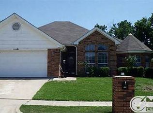 5928 Sundown Dr, Watauga, TX 76148