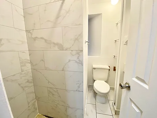 Rented by JM Preston Properties LLC | media 28