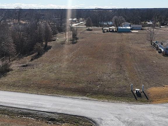 2nd image of 15040 E Pony Hill Rd