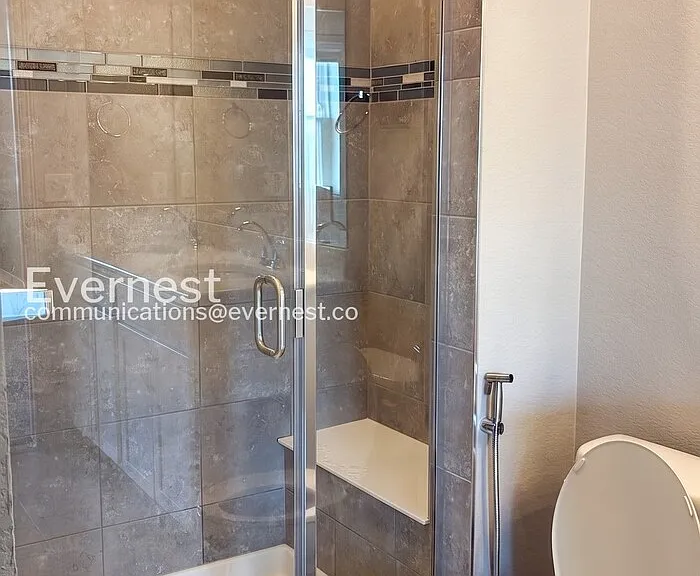 1689 Grand Ave #4 — Photo 6
