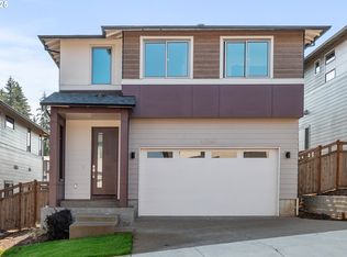 12343 SE Falling Rain Way, Happy Valley, OR 97086