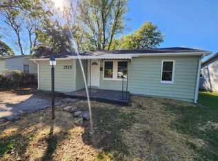 2126 W Lynn St, Springfield, MO 65802