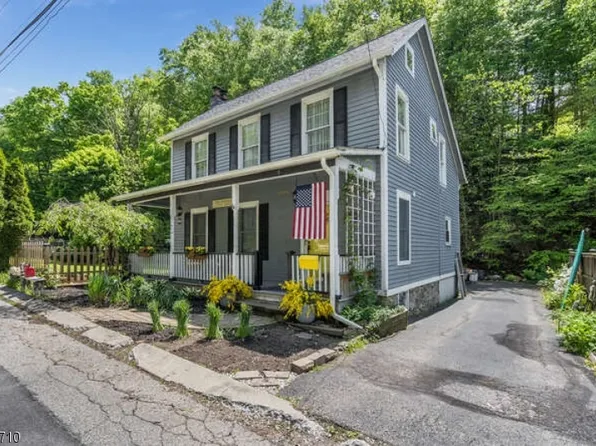 60 E Main St, High Bridge Boro, NJ 08829