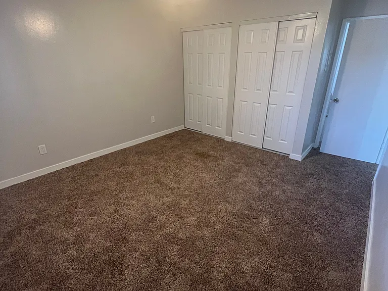 VILLA SANTA FE APARTMENTS — Photo 24