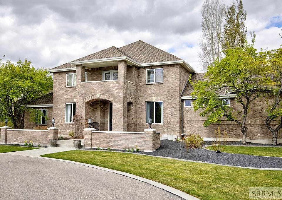 1st image of 3809 S Kinsmen Ln